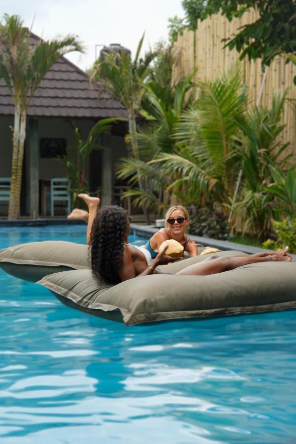 Copacabana Gili Air Hotel Eksteriør billede